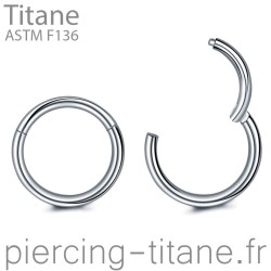piercing anneau clicker titane