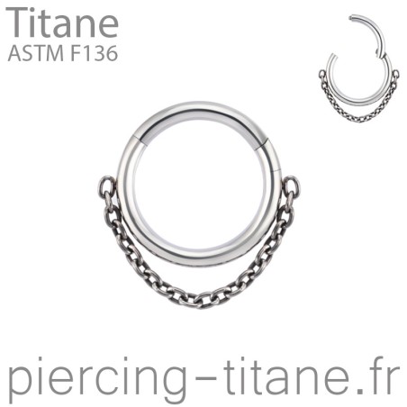 clicker titane avec chainette titane