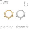 Clicker titane avec une rangée de microbilles, triples microbilles et cristaux